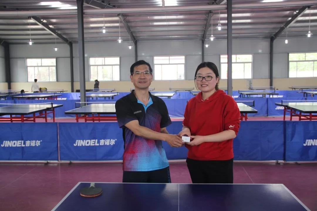 1562117509157609.jpg 女單亞軍.jpg