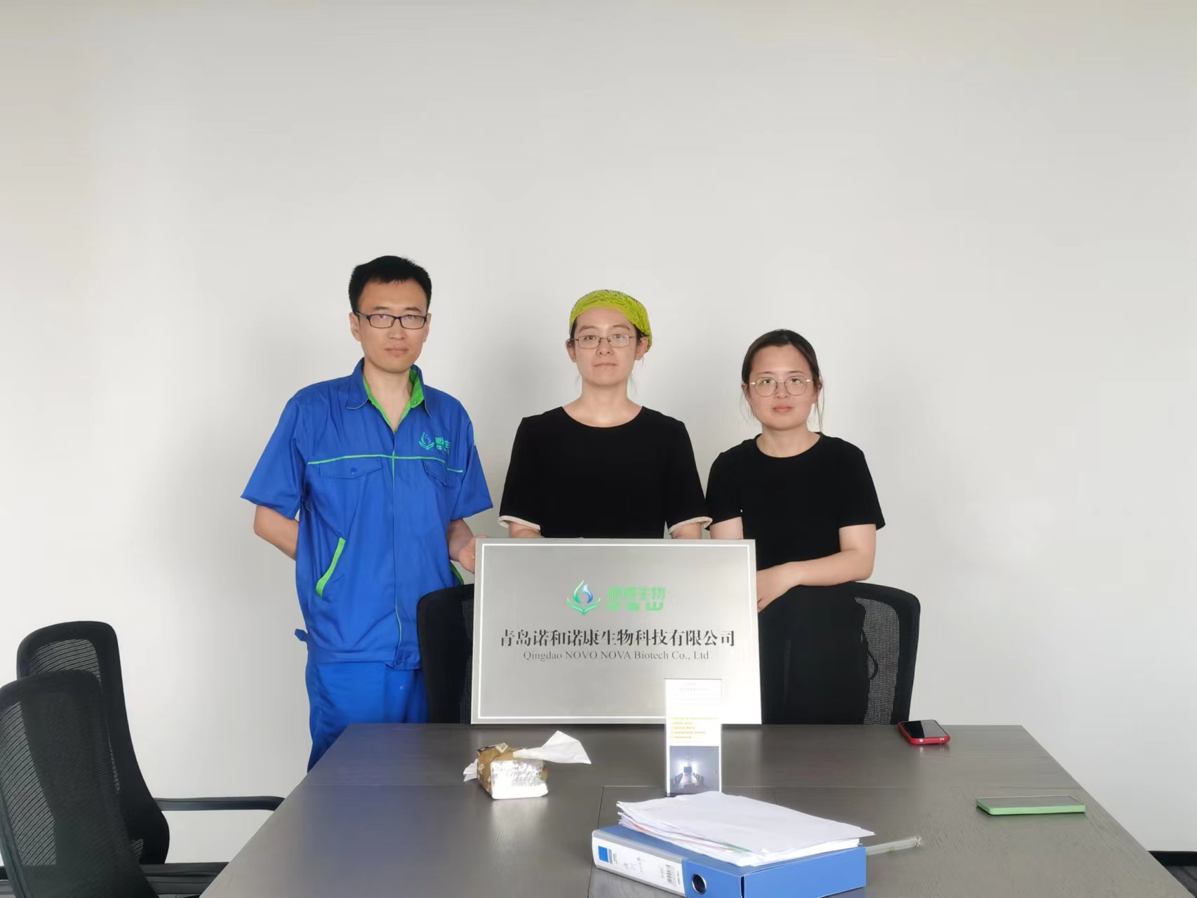 1692326744641504.jpg 合影.jpg